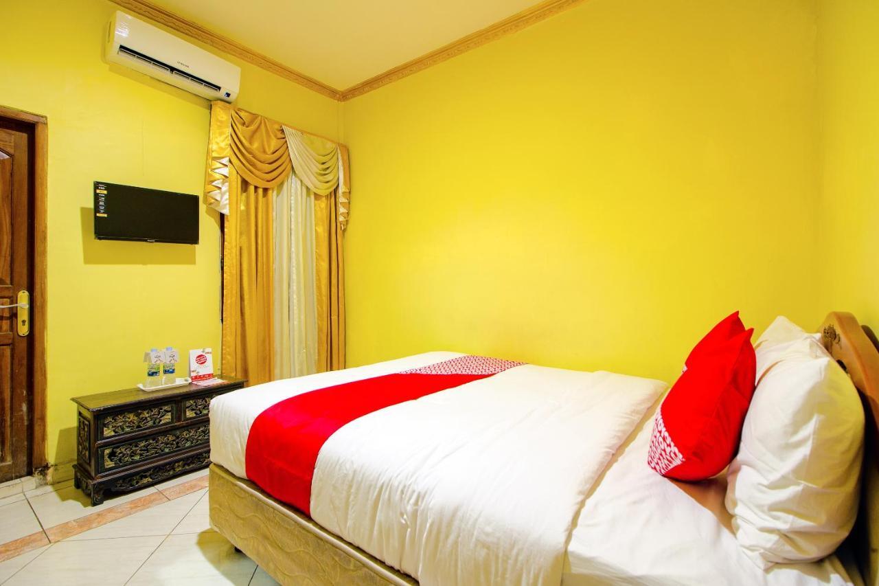 Oyo 1770 Hotel Mawar Saron 2 Kejayan Екстериор снимка